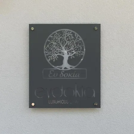 Evdokia Luxurious Living