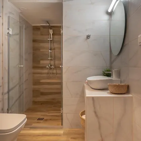 Evdokia Luxurious Living