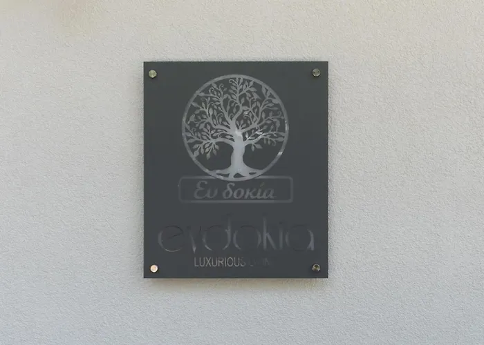 Evdokia Luxurious Living